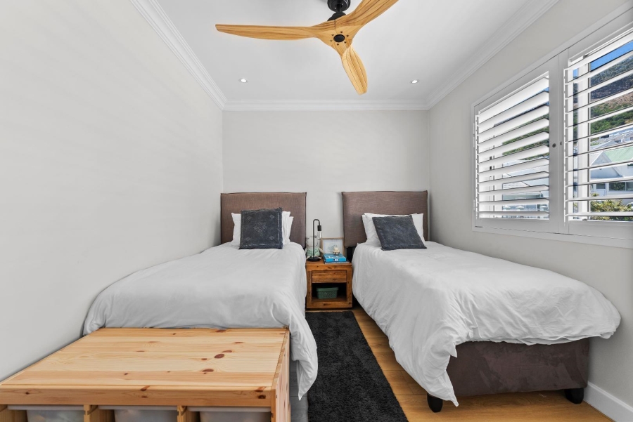 4 Bedroom Property for Sale in Sea Point Western Cape